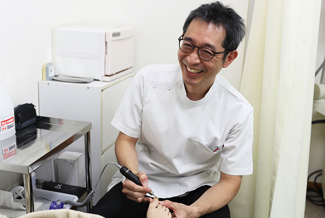 巻き爪施術